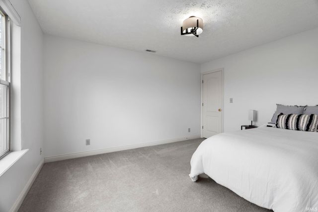 689 Winslow Lane, West Lafayette, IN 47906