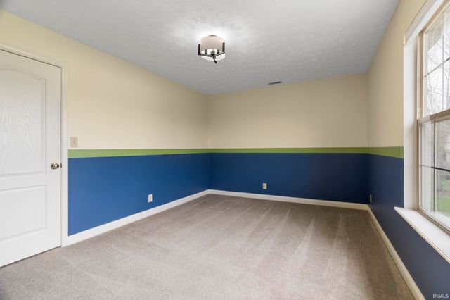 689 Winslow Lane, West Lafayette, IN 47906