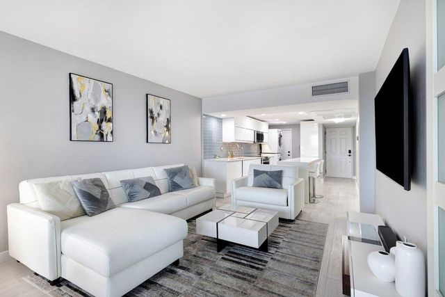 155 ISLE OF VENICE Drive 501, Fort Lauderdale, FL 33301