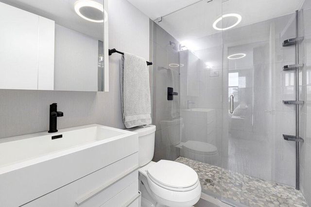 155 ISLE OF VENICE Drive 501, Fort Lauderdale, FL 33301