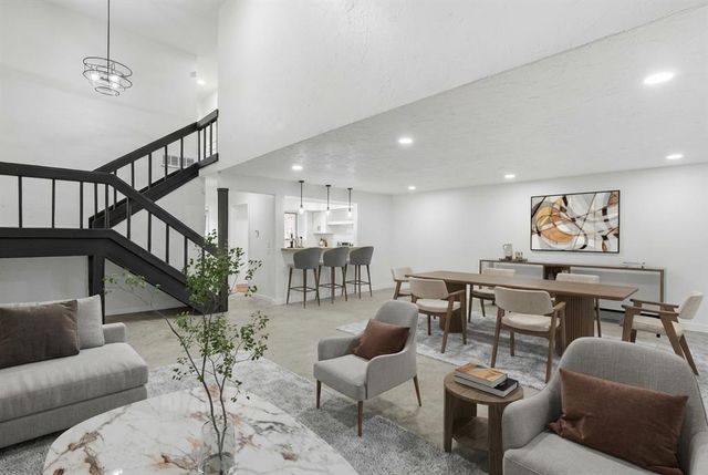 7919 Lakehurst Drive, Oklahoma City, OK 73120