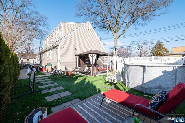 170 Tenafly Road, Englewood, NJ 07631
