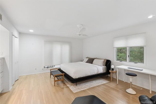 17 Lyme Lane, East Hampton, NY 11937