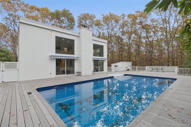 17 Lyme Lane, East Hampton, NY 11937
