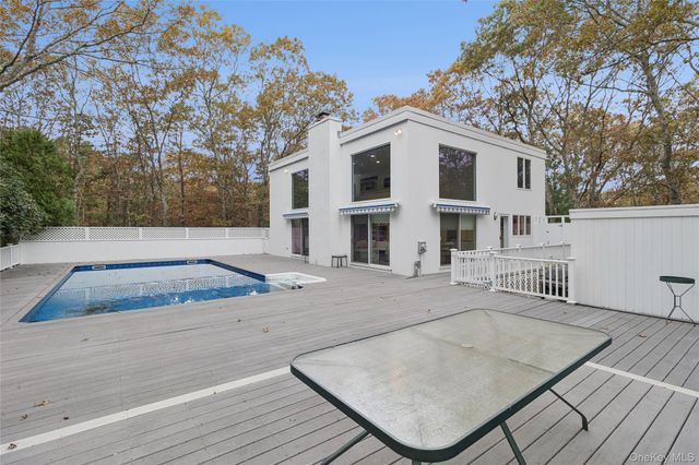 17 Lyme Lane, East Hampton, NY 11937