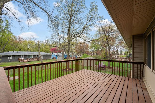 4969 Zealand Avenue N, New Hope, MN 55428