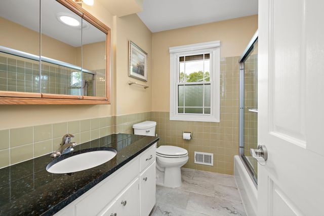4969 Zealand Avenue N, New Hope, MN 55428