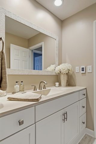 12 Thornwood Court 0, Moline, IL 61265