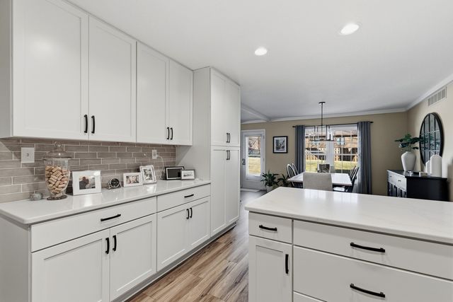 12 Thornwood Court 0, Moline, IL 61265