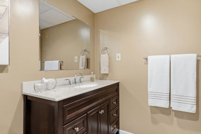 12 Thornwood Court 0, Moline, IL 61265