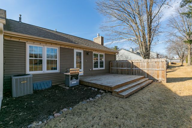 12 Thornwood Court 0, Moline, IL 61265