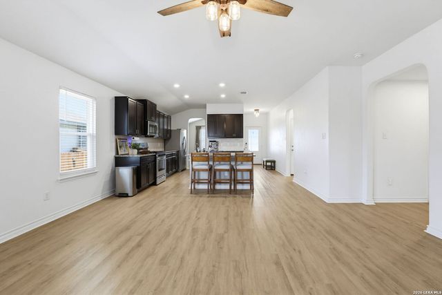 6319 Encore Oaks, San Antonio, TX 78252