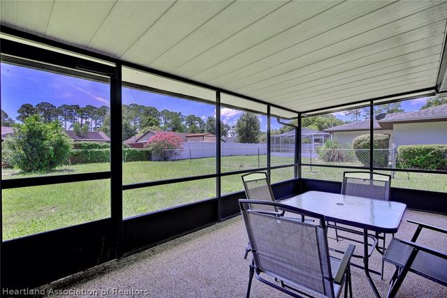 306 Lark Terrace, Sebring, FL 33872
