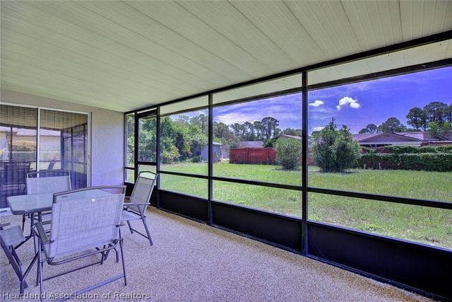 306 Lark Terrace, Sebring, FL 33872