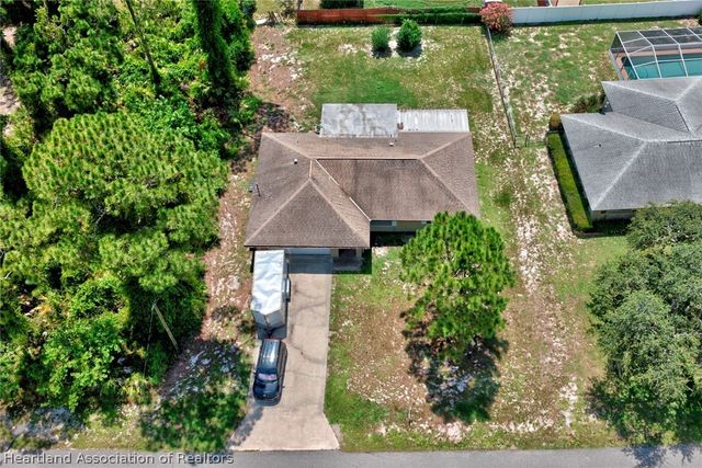 306 Lark Terrace, Sebring, FL 33872