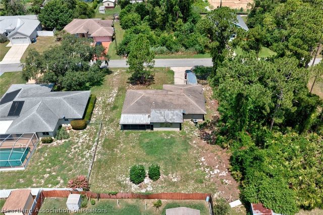 306 Lark Terrace, Sebring, FL 33872