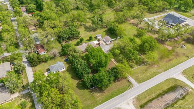 8899 E 171st Street S, Bixby, OK 74008