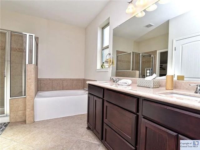 3029 Jacob LN, San Marcos, TX 78666