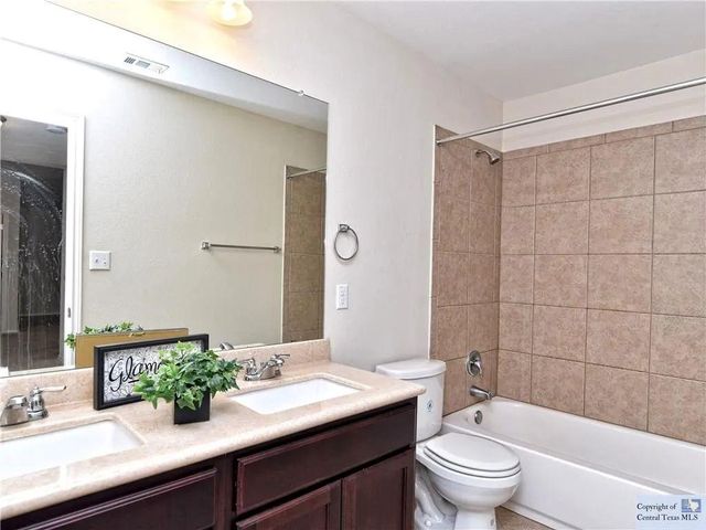 3029 Jacob LN, San Marcos, TX 78666