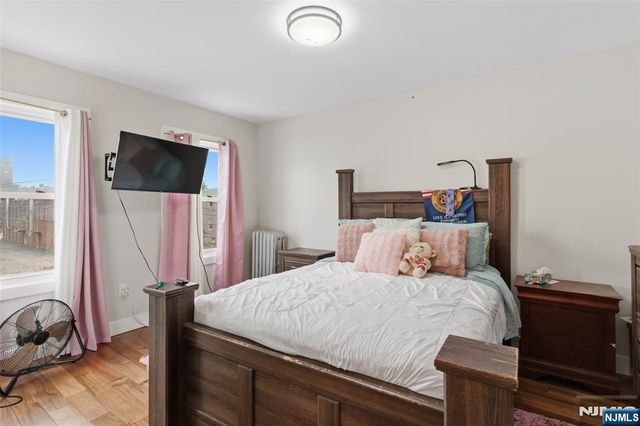 169 Oakwood Place, Orange, NJ 07050