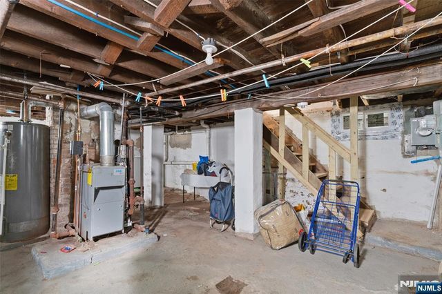 169 Oakwood Place, Orange, NJ 07050