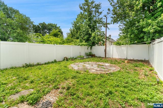 169 Oakwood Place, Orange, NJ 07050