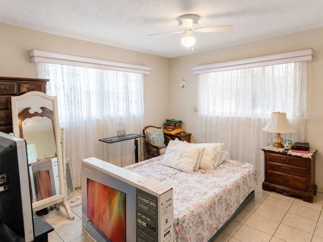 6035 7TH STREET S, St Petersburg, FL 33705