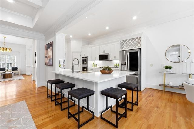 1112 Valley Overlook Drive NE, Atlanta, GA 30324
