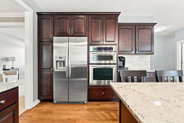 16418 S Mueller Circle, Plainfield, IL 60586
