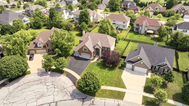 16418 S Mueller Circle, Plainfield, IL 60586