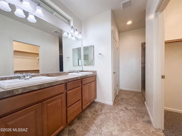 11339 E Glowing Sunset Drive, Tucson, AZ 85747