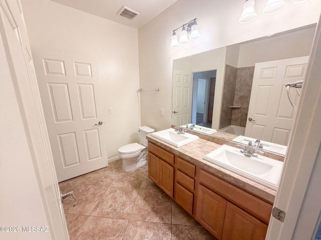 11339 E Glowing Sunset Drive, Tucson, AZ 85747