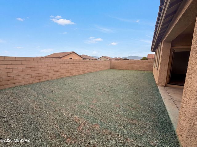 11339 E Glowing Sunset Drive, Tucson, AZ 85747