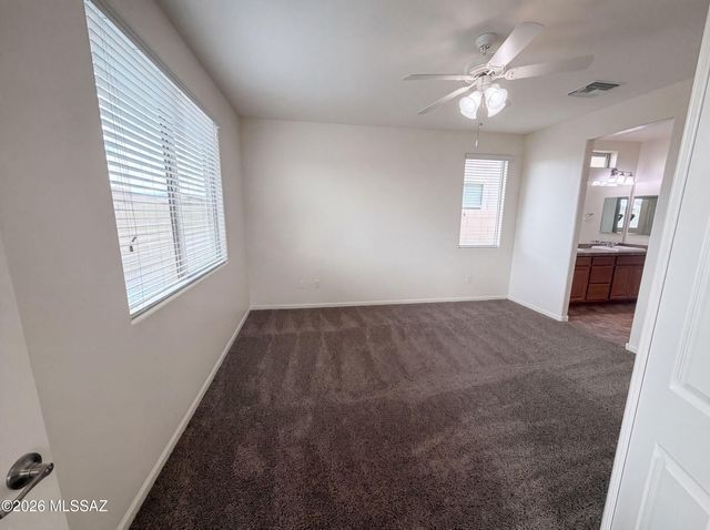 11339 E Glowing Sunset Drive, Tucson, AZ 85747