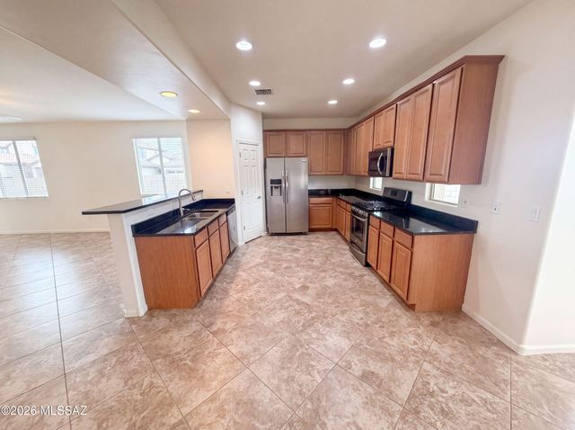 11339 E Glowing Sunset Drive, Tucson, AZ 85747