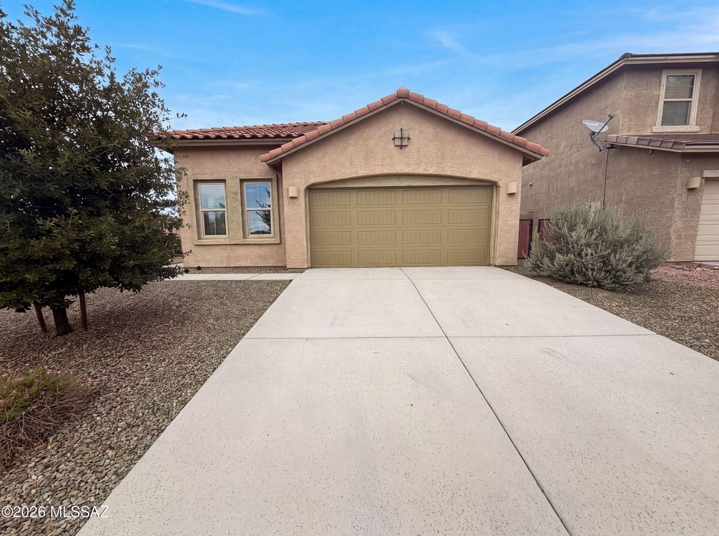 11339 E Glowing Sunset Drive, Tucson, AZ 85747