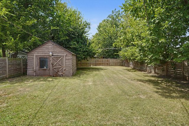 4636 S 28th West Avenue, Tulsa, OK 74107