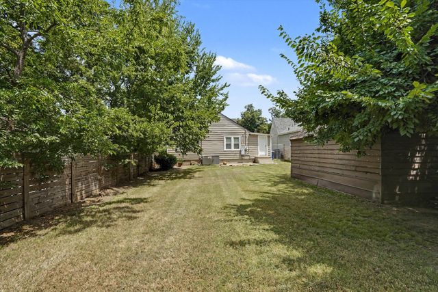 4636 S 28th West Avenue, Tulsa, OK 74107
