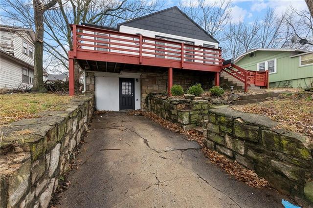 1213 N 29th Street, Kansas City, KS 66102