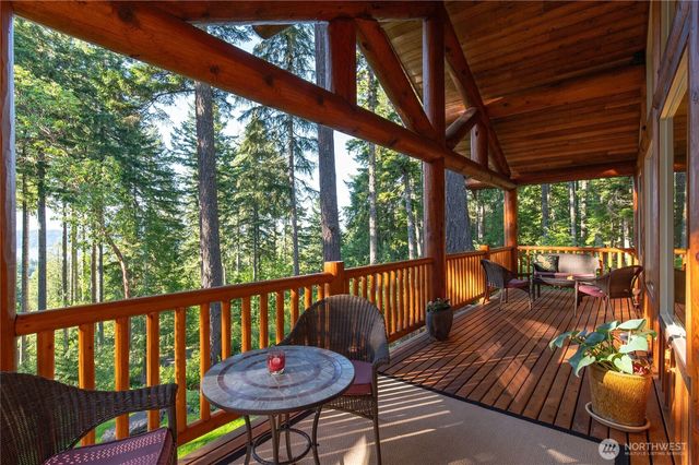 31 E Bowsprit Lane, Union, WA 98592
