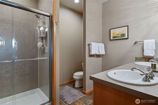 31 E Bowsprit Lane, Union, WA 98592