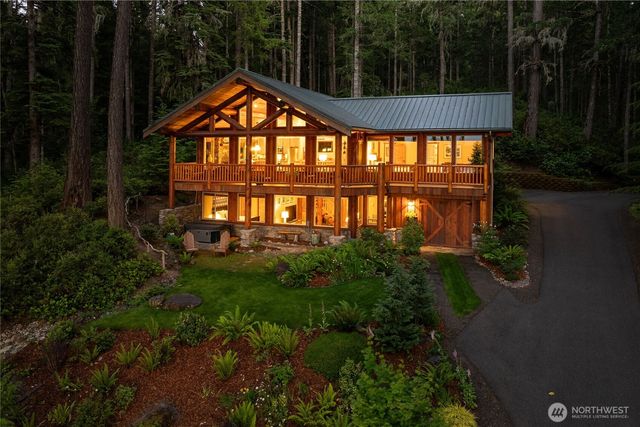 31 E Bowsprit Lane, Union, WA 98592