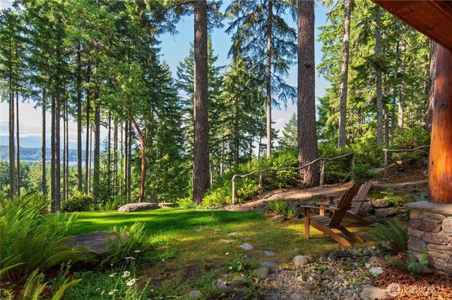 31 E Bowsprit Lane, Union, WA 98592