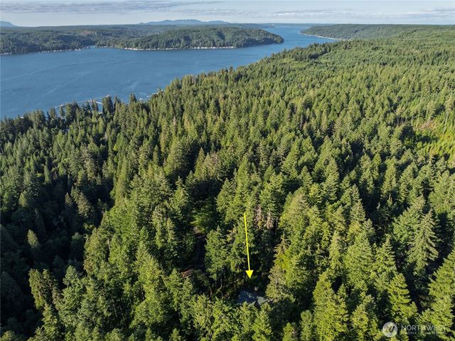 31 E Bowsprit Lane, Union, WA 98592