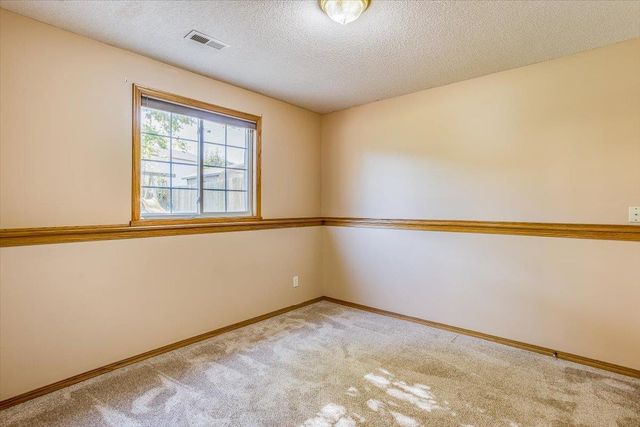 2421 S Cypress, Wichita, KS 67210