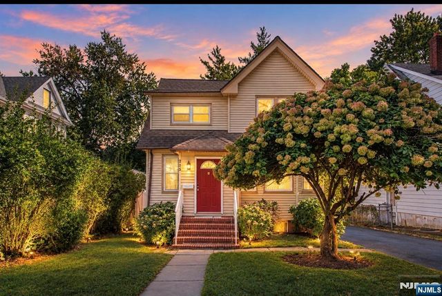 225 Elm Avenue, Bogota, NJ 07603