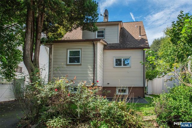 225 Elm Avenue, Bogota, NJ 07603
