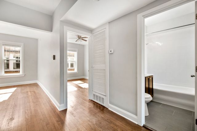 1110 W Glenlake Avenue 1, Chicago, IL 60660