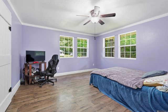 31276 Old River Rd, Denham Springs, LA 70726