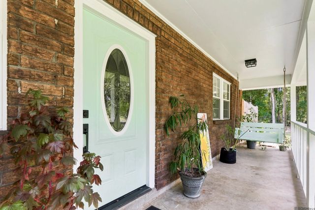 31276 Old River Rd, Denham Springs, LA 70726